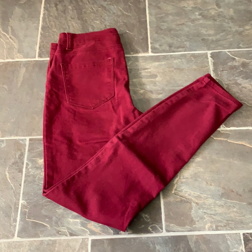 Forever21 Wine colored jeggings!